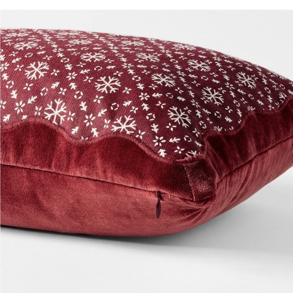 NWT Threshold Studio McGee pillow set - Picture 3 of 5